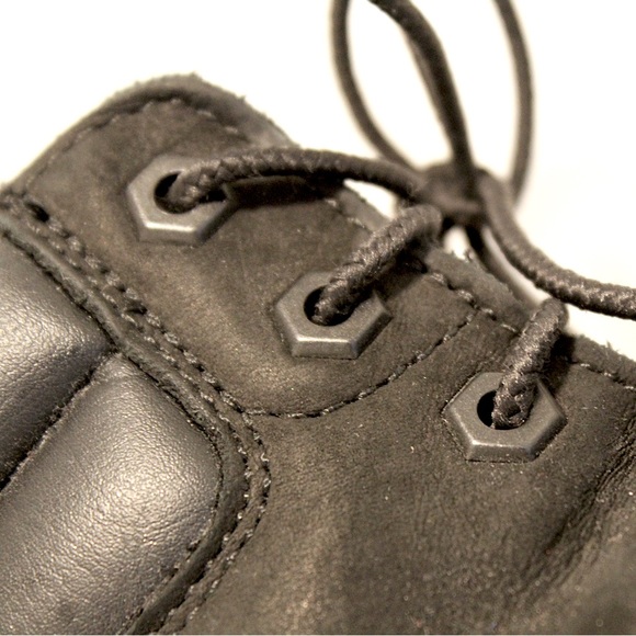 Timberland Black suede leather boots - Picture 7 of 9